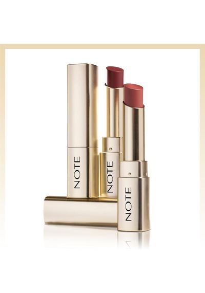 Cosmetics Iconic Matte Lipstick 110 Alluring Kalıcı Mat Ruj, Kırmızı Çok Renkli
