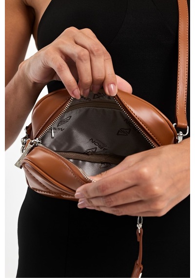 Küçük Boy Nakış Detaylı Crossbody Çapraz Askılı Kadın Omuz Çantası Taba Taba