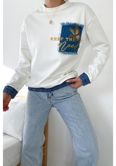 Femelle Kadın Beyaz Etek Ucu Ve Bilekleri Kot Detaylı Kelebek Taşlı Pamuk Sweatshirt