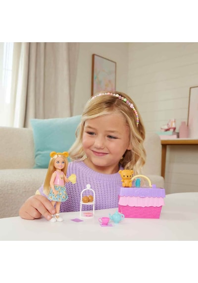 Barbie Chelsea Çay Partisi Jjb40