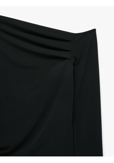 Koton Slim Fit Drapeli Asimetrik Kesim Uzun Kollu Tek Omuz Tişört Siyah 7wak50088ek