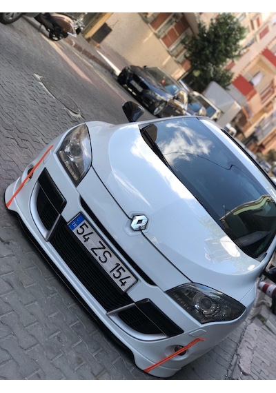 Renault Plastik Megane 3 Ön Ek