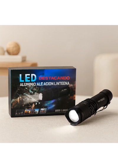 Zoomlu Şarjlı El Feneri 3000 Lumen Metal Kasa 12.5 Cm