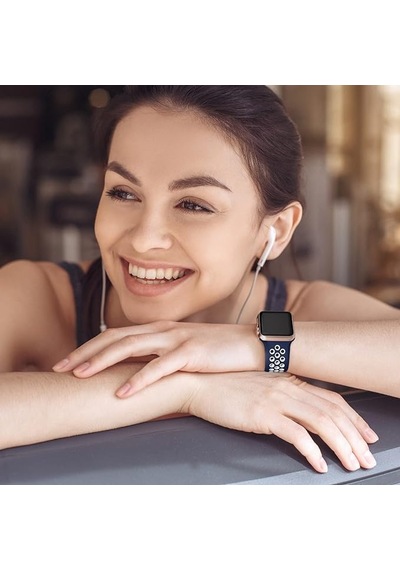 Apple Watch Seri 1/2/3/4/5/6/7/8/se İle Uyumlu Delikli Silikon Kordon Kayış 38-40-41 Mm Lacivert - Beyaz