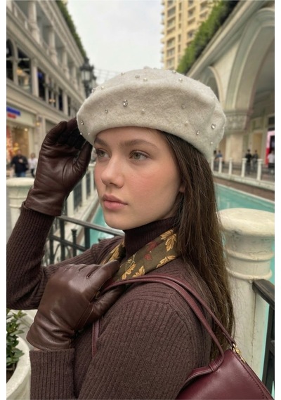 Mollycrush Kadın Ekru Pırlanta Taşlı Yün Ressam Bere Kışlık Şık Tasarım Fransız Tarzı Şapka Beyaz