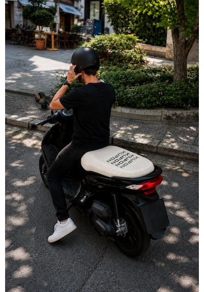 Beyaz Kupon Desenli Motosiklet Sele Kılıfı