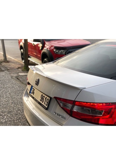 Skoda Super B Bagaj Üstü Spoiler Yapışık Anatomik Abs Plastik