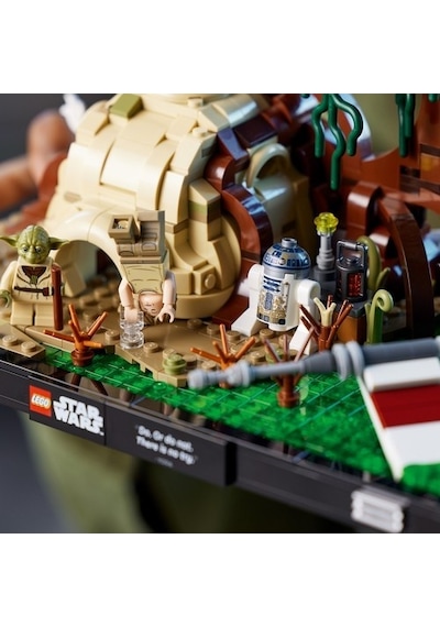 LEGO® Star Wars 75330 Dagobah Jedi Training Diorama 1000 Parça