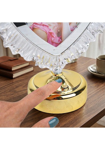 Yatak Odası İçin Abajur Led Işıklı Fotoğraflı Çerçeve Kristal Kalpli Kişiye Özel Resimli Abajür Gold
