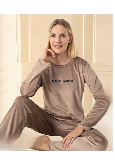 Mihra Kadın Kışlık Bisiklet Yaka Kadife Pijama Takımı 13166ka - 1 Adet Kahverengi