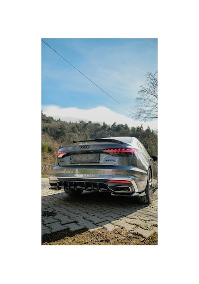 Audi A4 B9 S-line Difüzör 2019-2024 Parlak Siyah Sportif Arka Tampon Difüzörü