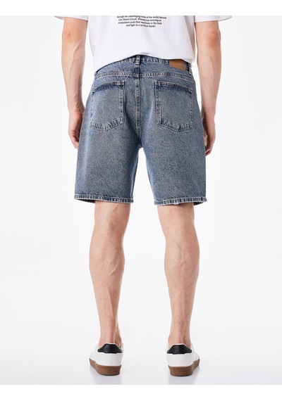 Koton Pamuklu Normal Bel Straight Fit Jean Şort İndigo Stone 6sam40389nd Indigo - Taş Koton Pamuklu Normal Bel Straight Fit Jean Şort İndigo Stone 6sam40389nd Indigo - Taş