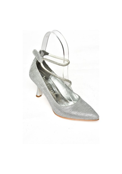 Fox Shoes S246069714 Gümüş Simli İnce Topuklu Kadın Ayakkabı Gümüş