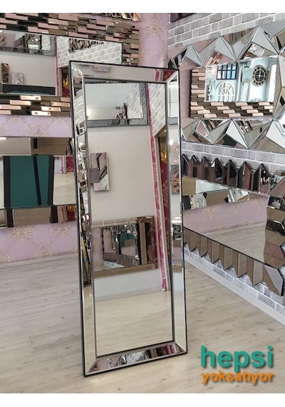 Ayna Çerçeveli Model Siyah Renk Ayaklı Boy Aynası Siyah