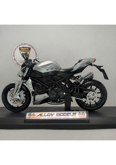 Ducati Streetfighter 1:12 Ölçekli Giant Model Motosiklet - Oyuncak Ve Koleksiyonluk