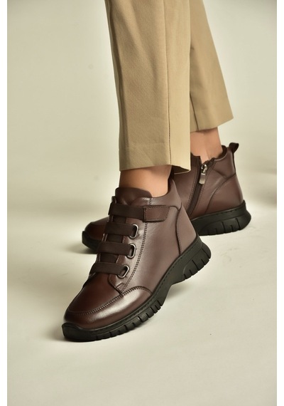 Fox Shoes Z555560903 Kahverengi Hakiki Deri Comfort Ortopedik Taban Kadın Bot
