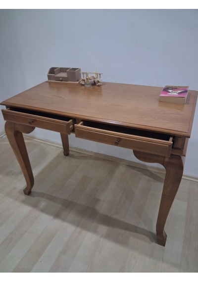 Çalışma Masa Klasik Alt St 90631 Model Lüks Klasik Ahşap Ceviz Renk El Yapım Kahverengi Çalışma Masa Klasik Alt St 90631 Model Lüks Klasik Ahşap Ceviz Renk El Yapım Kahverengi