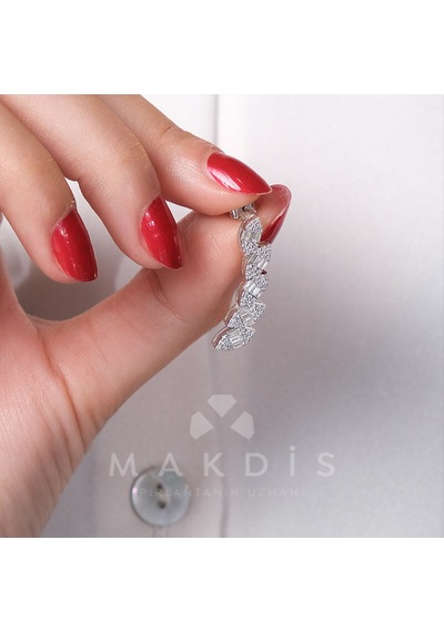 0.40 Karat Tasarım Pırlanta Küpe - Hrd Sertifikalı