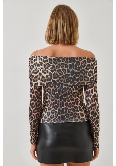 Shade Kadın Madonna Yaka Bluz 378 60351261 - Leopar