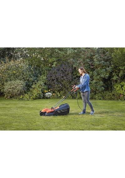 Black+Decker BEMW451BH-QS 1200W 32 CM Çim Biçme Makinesi (Ergonomik Tutma Kolu)