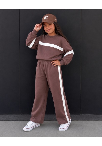 Kokoş Bebe Şerit Detaylı Oversize Kız Çocuk Eşofman Takımı - 3/10 Yaş - 31781 Kahverengi Kokoş Bebe Şerit Detaylı Oversize Kız Çocuk Eşofman Takımı - 3/10 Yaş - 31781 Kahverengi
