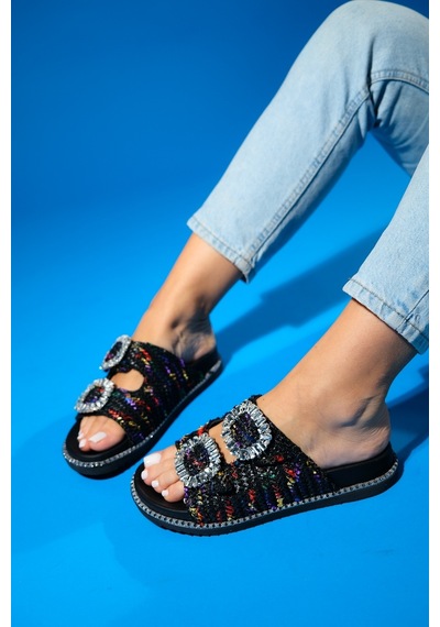 Luvishoes Dungeon Siyah Renkli Tüvit Çift Bantlı Taş Tokalı Kadın Terlik Siyah