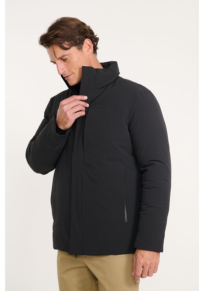 Ac&Co / Altınyıldız Classics Erkek Sıyah Standart Fit Normal Kesim Dik Yaka Fermuarlı Fleto Cepli Kaban Siyah Ac&Co / Altınyıldız Classics Erkek Sıyah Standart Fit Normal Kesim Dik Yaka Fermuarlı Fleto Cepli Kaban Siyah