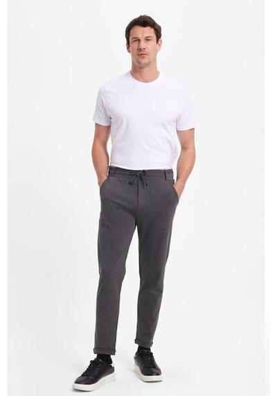 Tudors Erkek Slim Fit Pamuklu Beli Bağlamalı Yan Cepli Katlamalı Paça Jogger Gri Pantolon-42319 gri Tudors Erkek Slim Fit Pamuklu Beli Bağlamalı Yan Cepli Katlamalı Paça Jogger Gri Pantolon-42319 gri