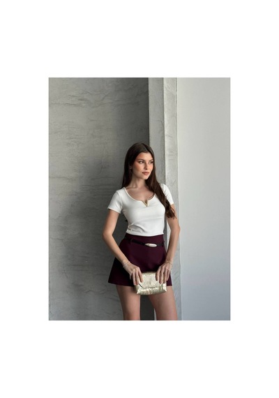 Asur Boutique Asur Butik Kadın V Demirli Esnek Kumaş Kısa Kol Body Beyaz