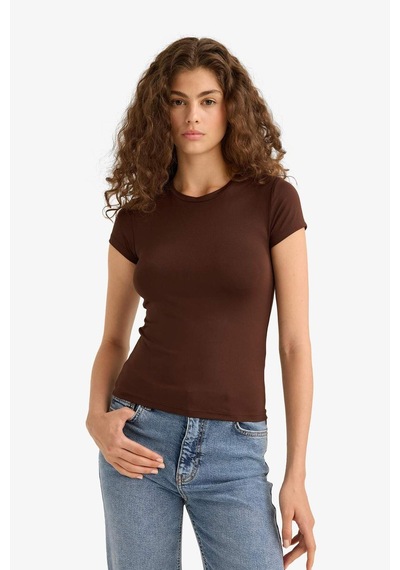 Defacto Slim Fit Dar Kesim Bisiklet Yaka Basic Düz Siyah Kısa Kollu Tişört F7768ax25aubn341 Kahve