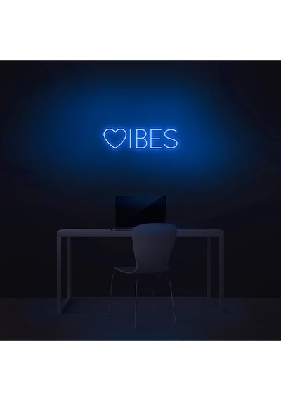 Vibes Yazılı Ve Şekilli Neon Tabela Mavi