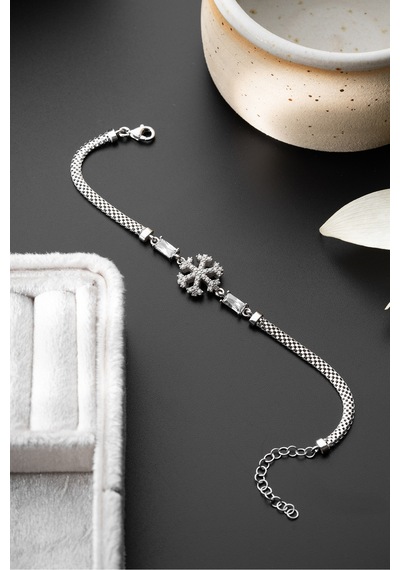 Çekirdekjewelry Minimal Kar Tanesi Detaylı Taşlı 925 Ayar Gümüş Bileklik Gri