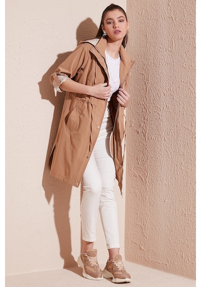Lela Regular Fit Çıkarılabilir Kapüşonlu Ince Mevsimlik Bayan Mont 497Sezen Camel