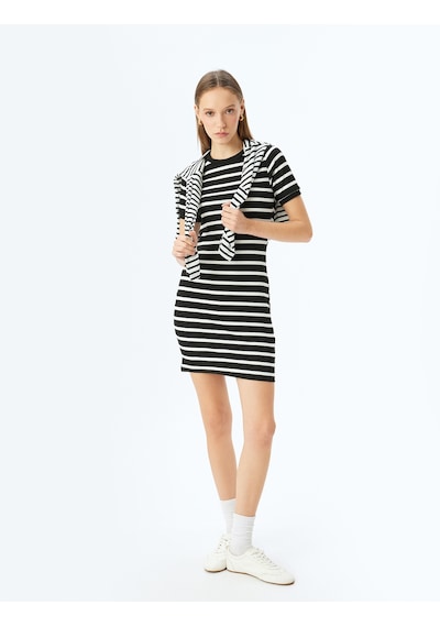 Koton Bisiklet Yaka Kısa Kollu Fitilli Mini Bodycon Elbise Siyah Çizgili 5sal80042ık Siyah