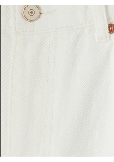 Lcw Jeans Beyaz Bermuda Fit Kadın Jean Şortolon