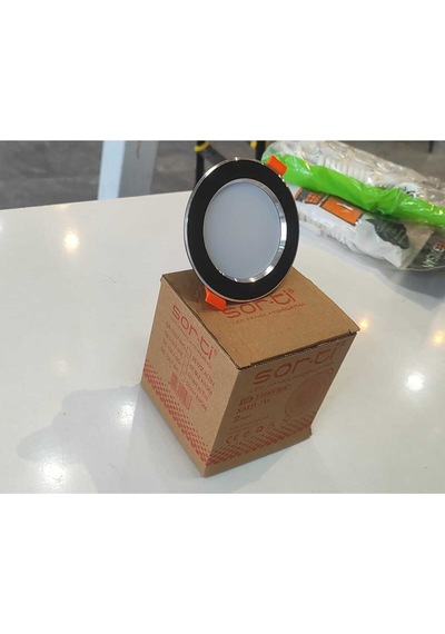 Sor-ti 7w Siyah-krom Çerçeveli 3 Renk Yanabilen Smd Led Panel Spot