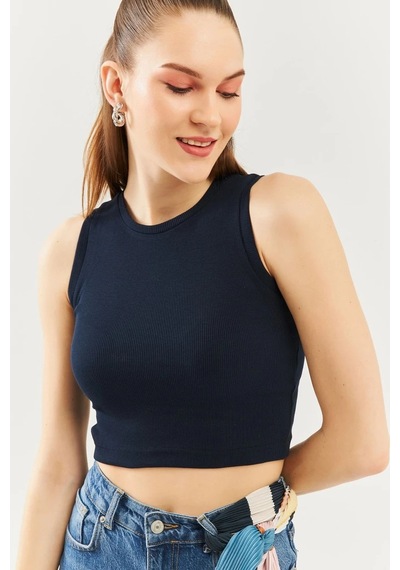 Butikgiz Kadın Sıfır Kol Bisiklet Yaka Vücuda Oturan %100 Pamuklu Kaşkorse Esnek Crop Bluz Lacivert