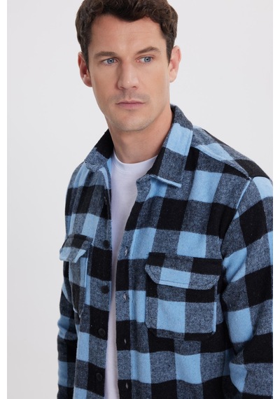 Tudors Erkek Slim Fit Dar Kesim Uzun Kollu Kapaklı Çift Cepli Kareli Kışlık Oduncu Gömlek-41702 Çok Renkli Tudors Erkek Slim Fit Dar Kesim Uzun Kollu Kapaklı Çift Cepli Kareli Kışlık Oduncu Gömlek-41702 Çok Renkli