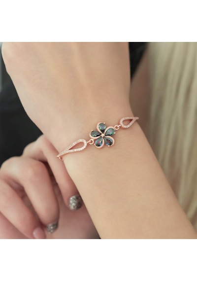 Nereze 925 Ayar Kelepçe Model Mistik Topaz Taşlı Çiçek Bileklik Kadın Gümüş Bileklik