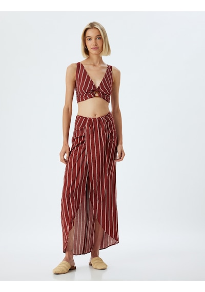 Koton Koton X Melis Ağazat - Crop Büstiyer V Yaka Viskon Gipeli Slim Fit Kahverengi Çizgili 4sak30144ew