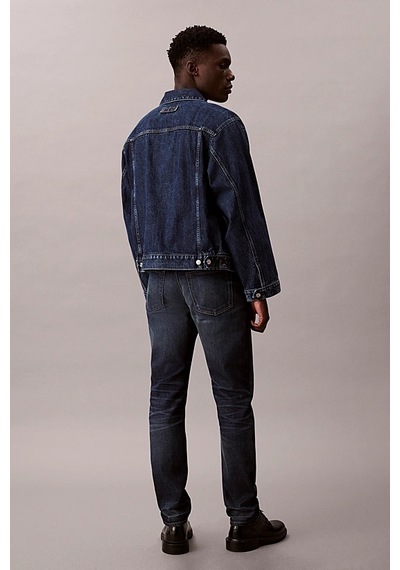 Calvin Klein Erkek Slim Tapered Fit Termal Kumaşlı Jean Pantolon - Koyu Mavi Dark Crescent Calvin Klein Erkek Slim Tapered Fit Termal Kumaşlı Jean Pantolon - Koyu Mavi Dark Crescent