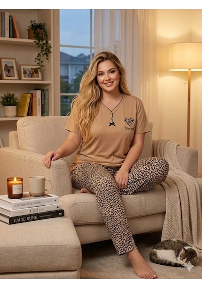 Büyük Beden Leopar Desen Kısa Kollu Likralı Penye Pijama Takımı