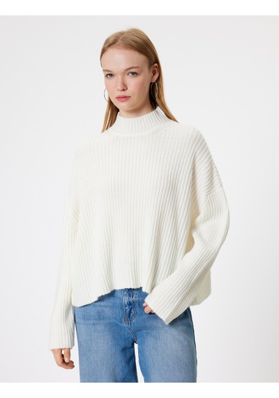 Koton Oversize Triko Kazak Dik Yaka Dokulu Uzun Kollu Ekru 5wal90022ht Ekru