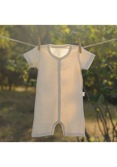 Naturaborn Gots Organik Sertifikalı Kroşetalı Yarım Kollu Şort Paçalı Bebek Tulum Bej