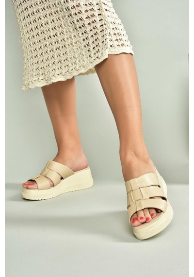 Fox Shoes U555330903 Bej Hakiki Deri Kalın Tabanlı Kadın Terlik Bej-hakiki Deri