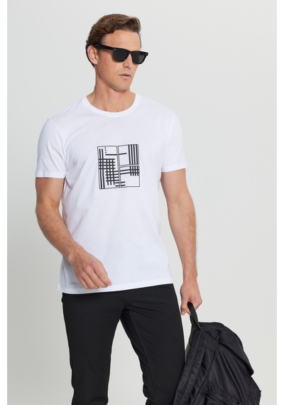 AC&Co / Altınyıldız Classics Erkek Beyaz Pamuklu Slim Fit Dar Kesim Baskılı Esnek Tişört Beyaz