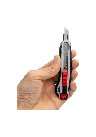İzeltaş Pro Metal Gövde Dar Maket Bıçağı 9 Mm