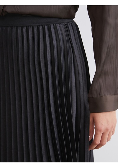 Lcw Modest Siyah Beli Lastikli Saten Pileli Etek