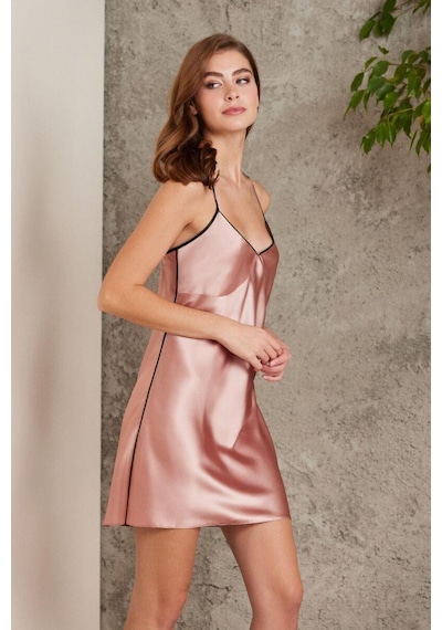 Pierre Cardin Premium Kadın Saten 4'lü Gecelik İp Askılı Pijama Şortlu Kutulu Gelin Çeyiz Seti Gül Pierre Cardin Premium Kadın Saten 4'lü Gecelik İp Askılı Pijama Şortlu Kutulu Gelin Çeyiz Seti Gül