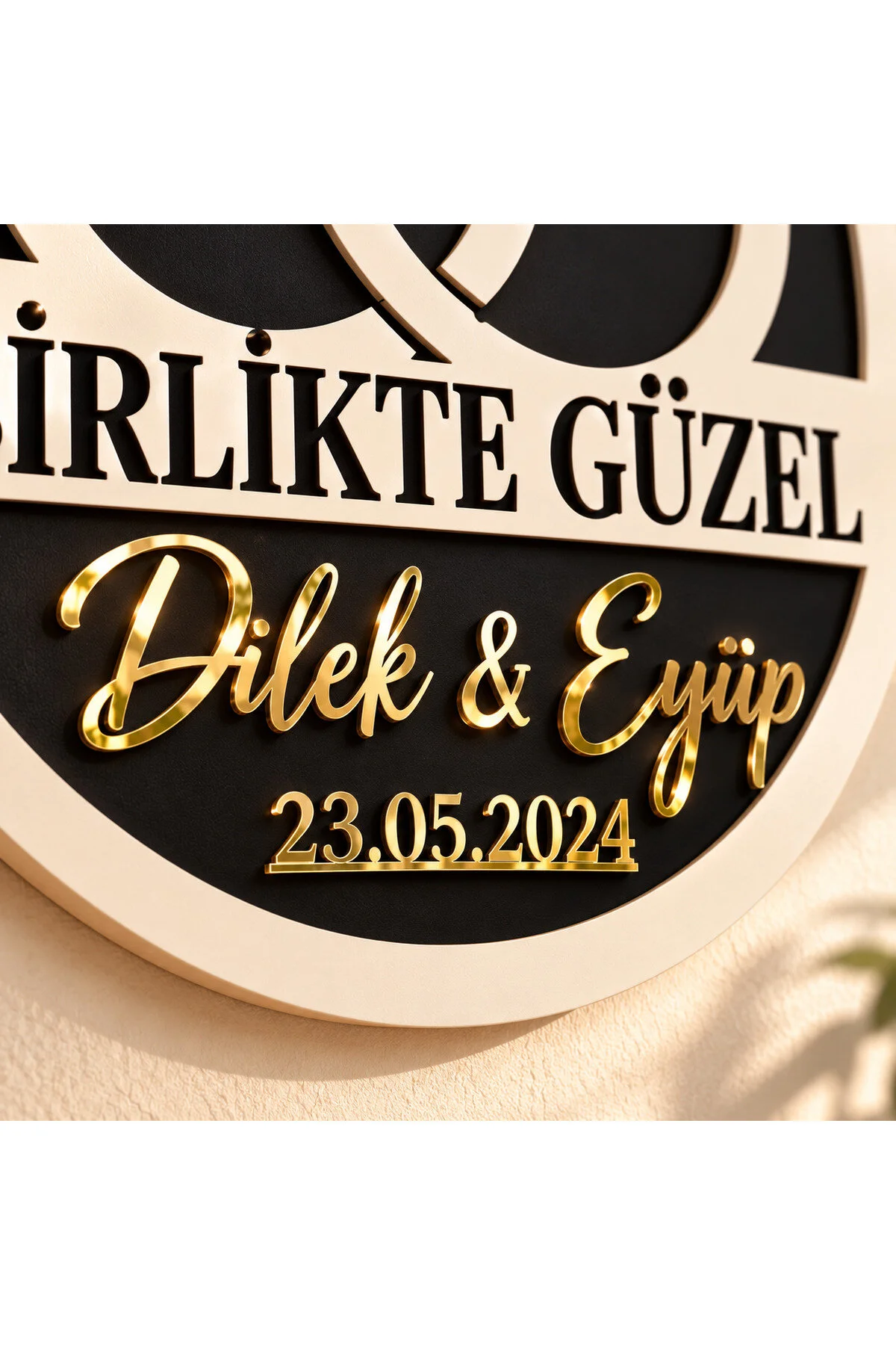 Kişiye Özel İsimli Ve Tarihli Yuvarlak Mdf Duvar Dekoru Gold Mirror Pleksi Düğün Ve Yıl Dönümü Hediyesi